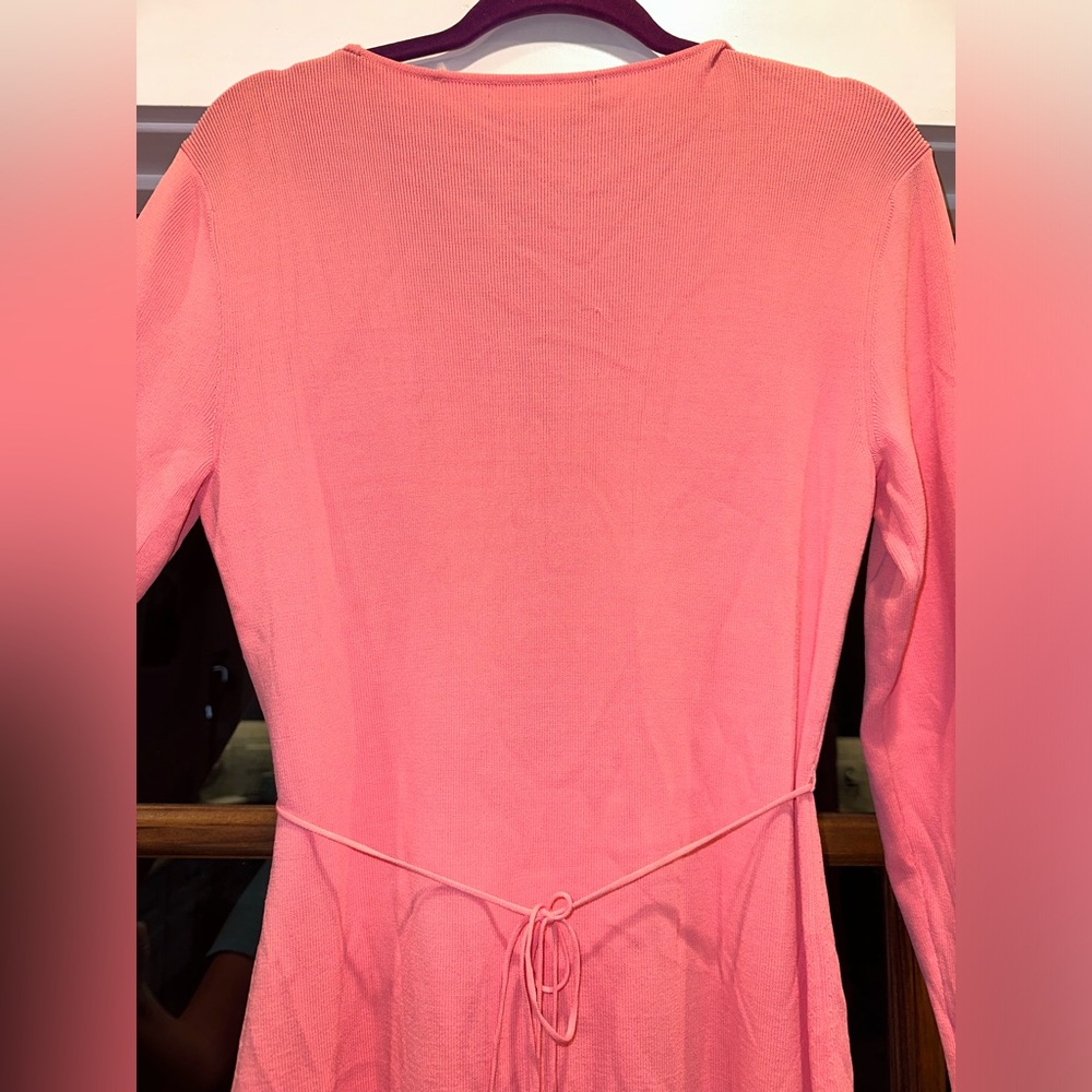 EUC BCBGMAXAZRIA Peachy Pink Sweater Dress Cutout Neck Detail w/ Tie at Waist - Picture 11 of 14